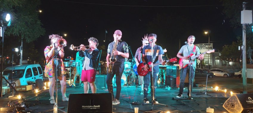 Se festejó el Día Nacional de Músico en la Plaza Moreno